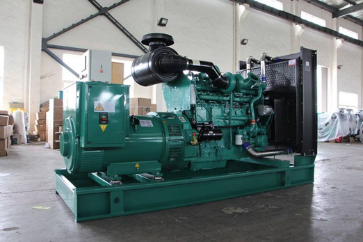 岳西320kw康明斯柴油发电车出租_COPY